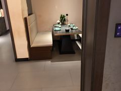 -鸽子侯·家宴·平价海鲜(绿地店)