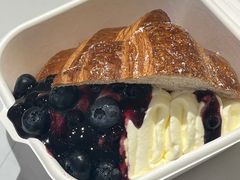 -HOT CRUSH趁热集合·现烤面包(上海环球港店)