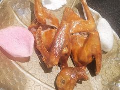 蝴蝶里招牌乳鸽-蝴蝶里·粤菜·点心(龙湖天街&滨江店)