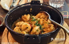 Black Pepper Garlic South American Shrimp