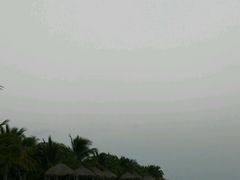 月亮-越海渔村