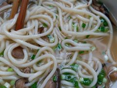 -张记老成都杂酱面红油水饺(南虹雅园店)