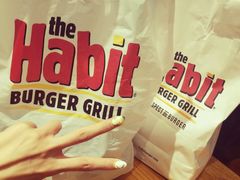 -The Habit Burger Grill 哈比特汉堡(爱琴海店)