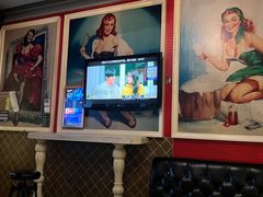 -自由港KTV(王子公主金平店)