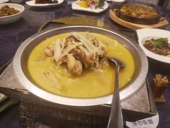 -河畔春天时尚餐厅