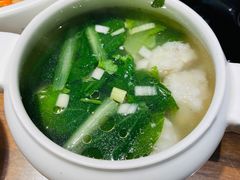 鲜嫩黄花鱼丸汤-将相和·海鲜蒸饺大连菜