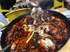 老铁锅秘制美蛙-鸿顺老铁锅美蛙鱼府(解放碑店)