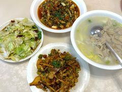-茅屋大酒店
