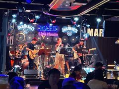 -MARU玛露音乐餐厅(大学路店)