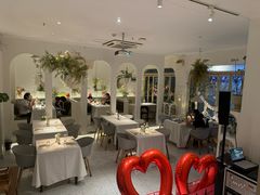 -春树下·树屋花房西餐厅(罍街AS1980店)