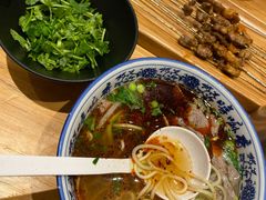 -嘻小北·兰州清汤牛肉面(太平洋森活天地店)