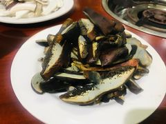 -菌之家·专业纯野生菌火锅·特色炒菌