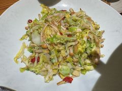 -吃饭皇帝大土家民族菜(荟聚店)