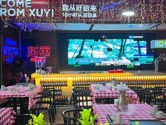 -龙巢盱眙龙虾·鸡煲·烧烤宵夜(坪洲店)