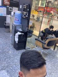 -藤野造型专业烫染接发