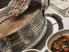 牛骨清汤锅-左庭右院鲜牛肉火锅(环球港店)