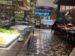 大堂-钱小奴海鲜自助黑金店(杭州滨江龙湖店)