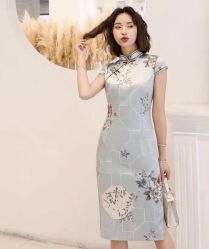 -莫小姐婚纱