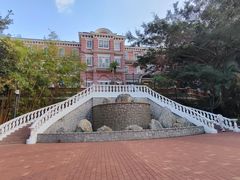 -香港大学