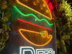 -DEEP·深美式餐吧(五棵松华熙LIVE店)
