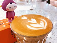 草莓糖拿铁-1/4 ONE QUARTER COFFEE LAB(朝阳大悦城店)