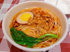 肉燥面-邓丽君音乐主题餐厅