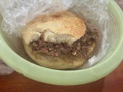 -老西关黄老太牛肉烧饼