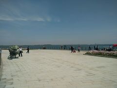 -上海滴水湖皇冠假日酒店