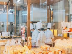 面包甜点陈列柜-西村叔叔的店·面包·甜品·蛋糕(清河万象汇店)