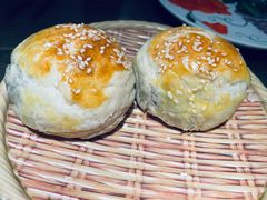 新疆酥皮烤包子-小尕子新疆菜(百货大楼店)