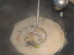 -陈大锅·岳阳鱼馆·地道岳阳菜(美食街店)