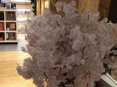 -新华里咖啡书吧(新华书店小寨店)