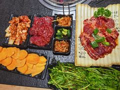 -金氏韩国城盛金烤肉(东明店)