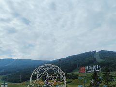 -中旅松花湖滑雪场