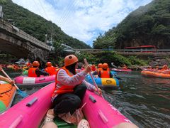 -安吉龙王山峡谷漂流