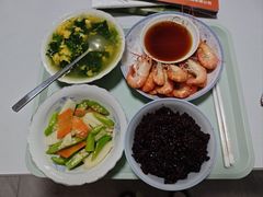 -悦芽照护月嫂+育儿嫂(杭州店)