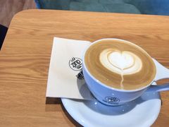 -ZING COFFEE 镜咖啡