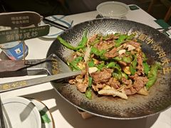 -费大厨辣椒炒肉(黄兴中心广场店)