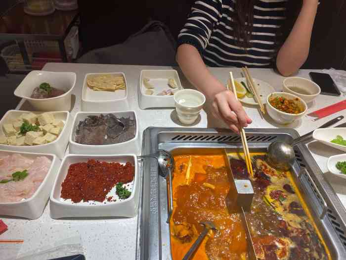 海底捞(池袋店)-"疫情期间,他们提供外送和带服务,特别周到.