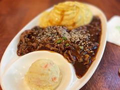照烧肥牛蛋包饭-玛格萝妮比萨屋(四平店)