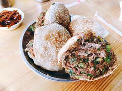 烧饼夹坛子肉-昌顺马记小吃店(昌盛园店)