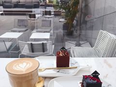 -UNI UNI(环亚凯瑟琳店)