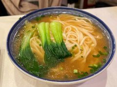 清汤面-鑫巴蜀小镇 · 水煮鱼专研店(玉桥店)