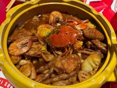 -多嘴肉蟹煲(万达店)