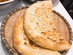 烤白馕-巴依老爷新疆美食(工体旗舰店)