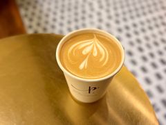 云峰拼配拿铁-Parking Coffee(孩儿巷店)