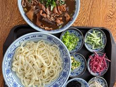 卤煮火烧-门框胡同百年卤煮(新街口店)