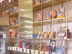-VENCHI 闻绮(上海佛罗伦萨小镇店)