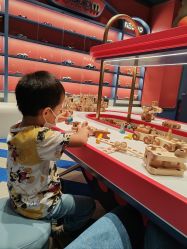 -奈尔宝家庭中心·亲子早教·派对餐厅(北京东坝万达店)