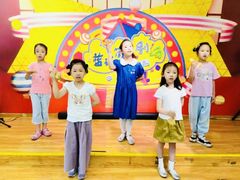 -蓝话筒·少儿成人演讲口才·主持朗诵·戏剧表演(大华第一坊店)